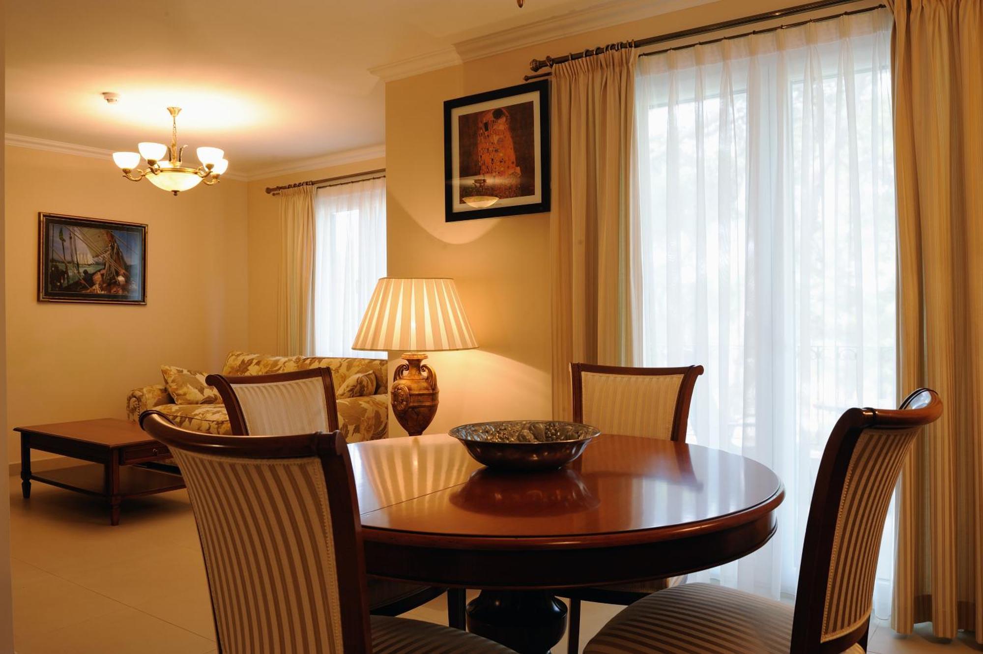 Hotel Solitudo Uble Zewnętrze zdjęcie