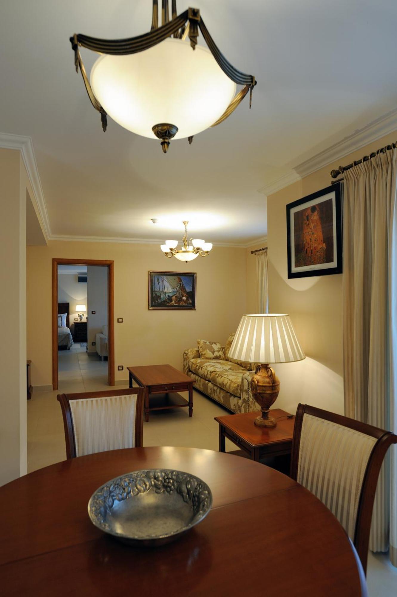 Hotel Solitudo Uble Zewnętrze zdjęcie