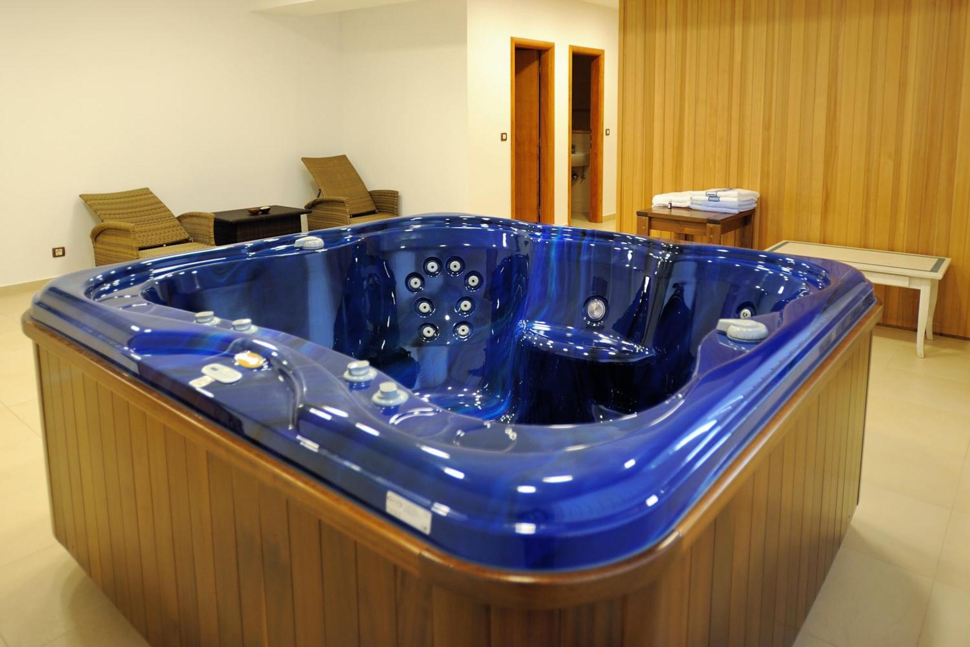 Hotel Solitudo Uble Zewnętrze zdjęcie