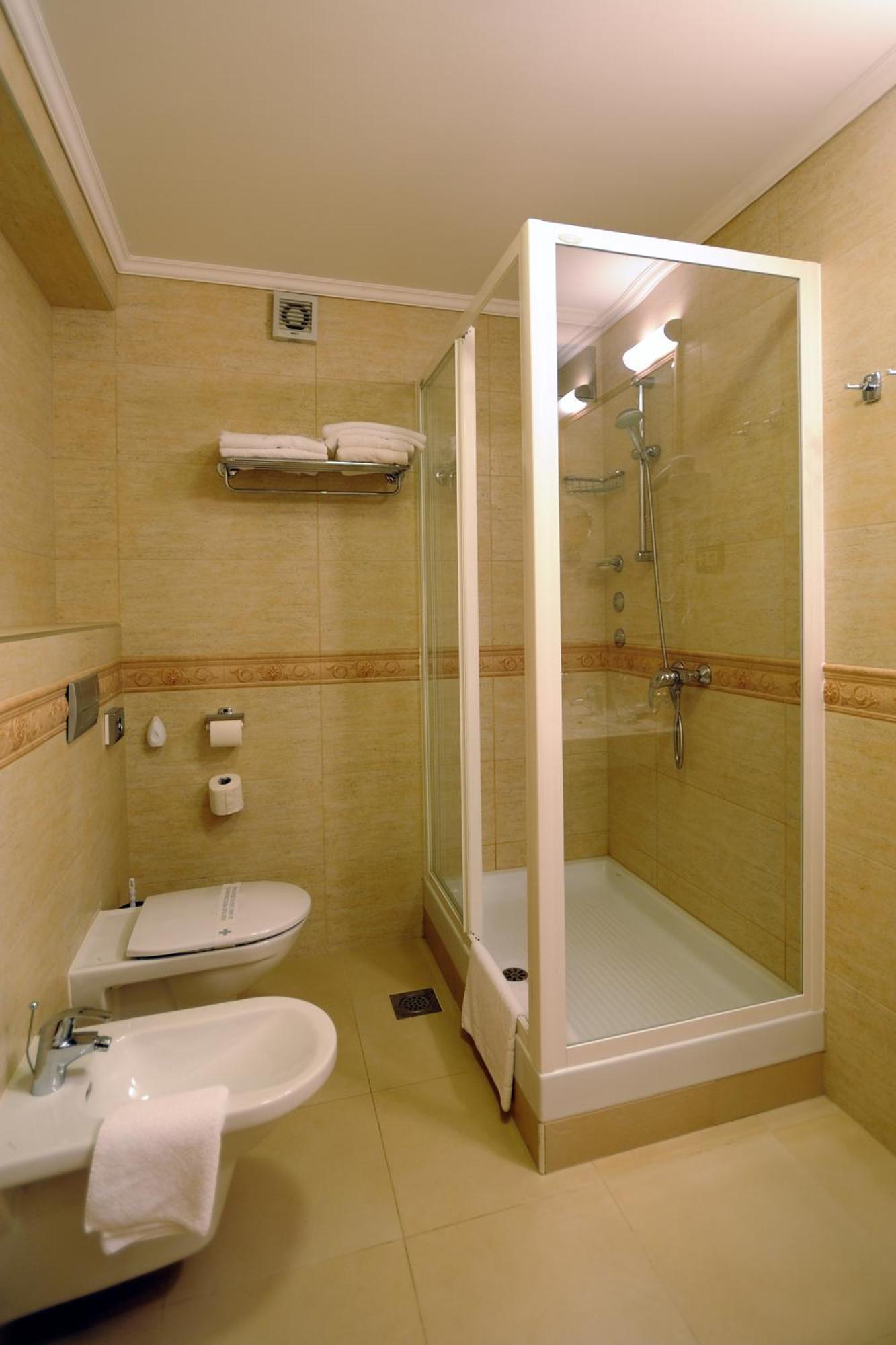Hotel Solitudo Uble Zewnętrze zdjęcie