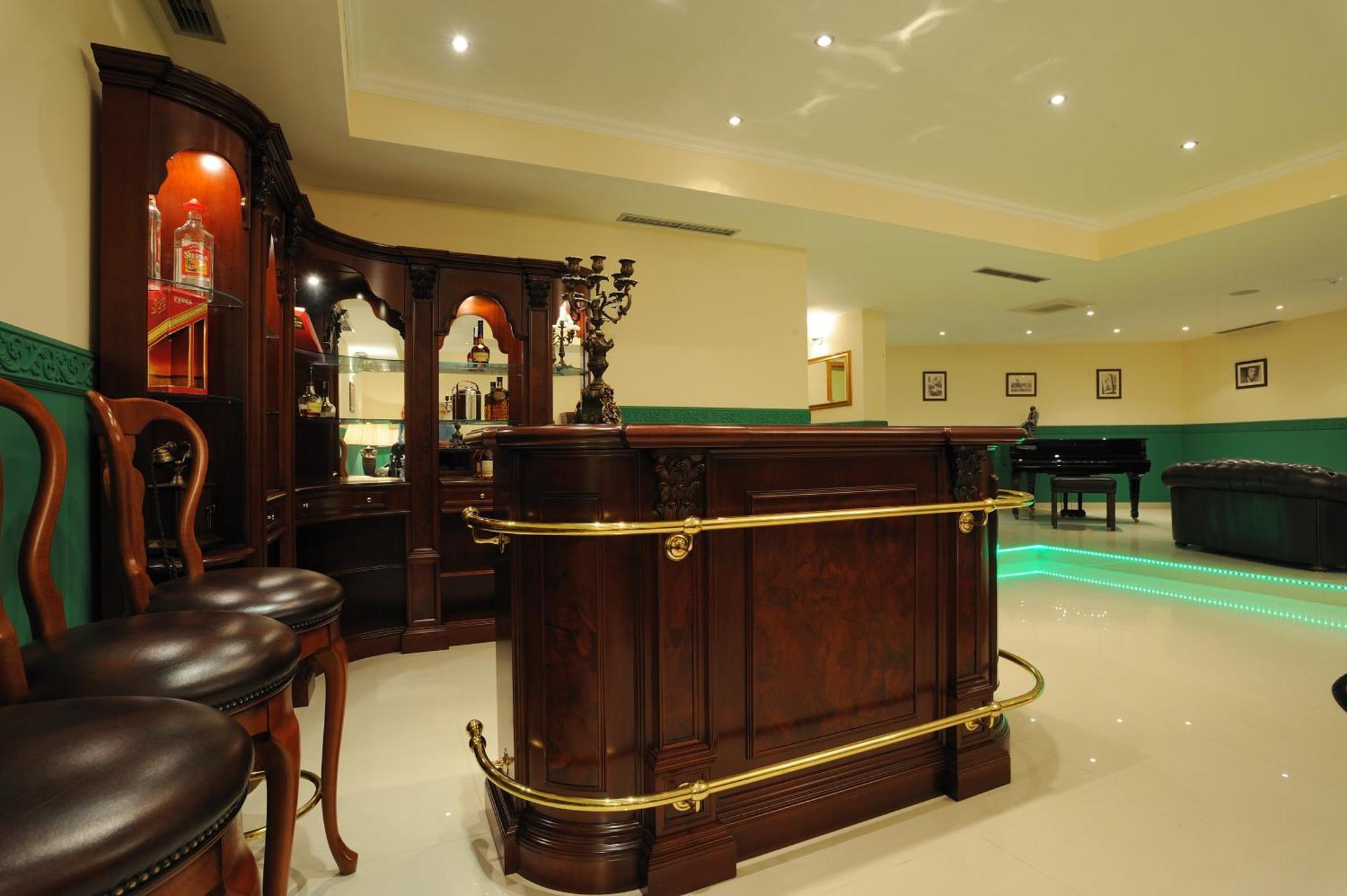Hotel Solitudo Uble Zewnętrze zdjęcie